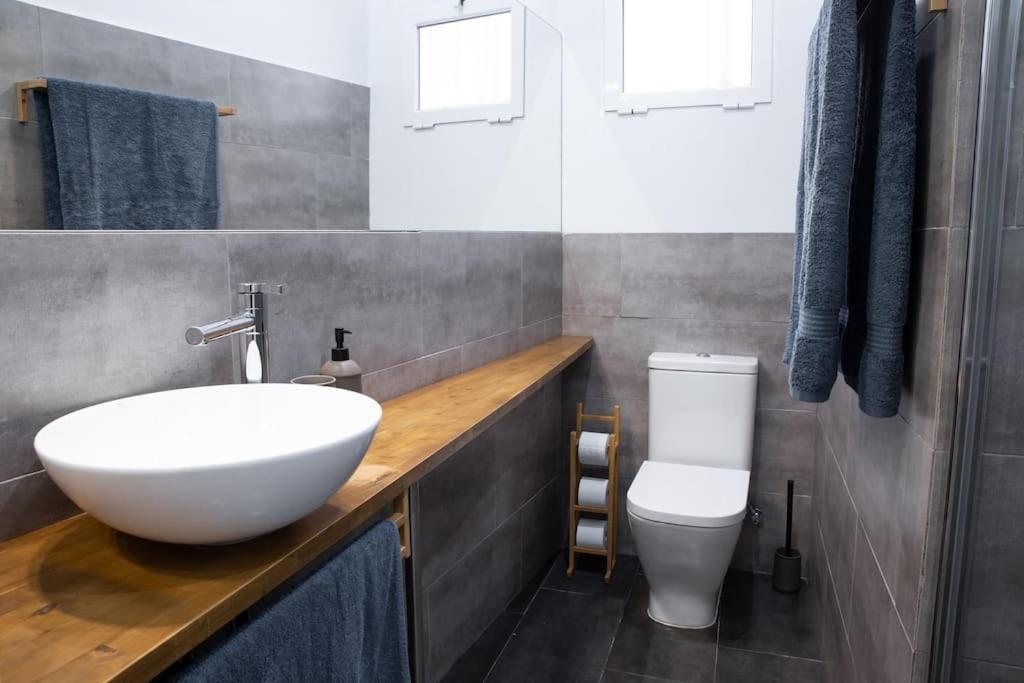 Encantador Apartamento Reformado En Tetuan By Bebalmy Madrid Eksteriør billede