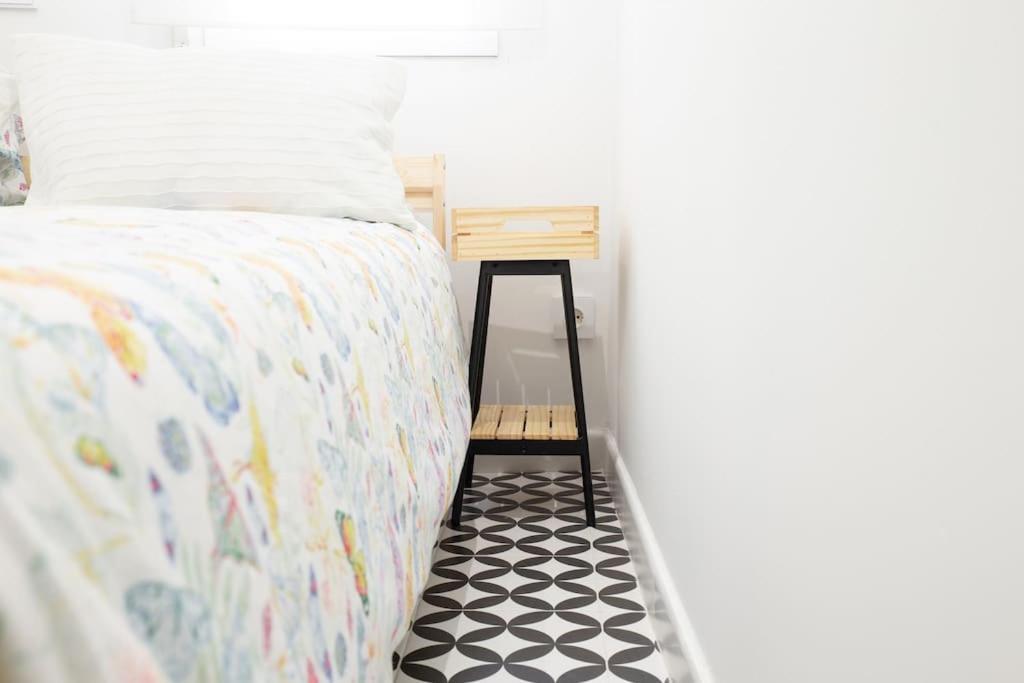 Encantador Apartamento Reformado En Tetuan By Bebalmy Madrid Eksteriør billede
