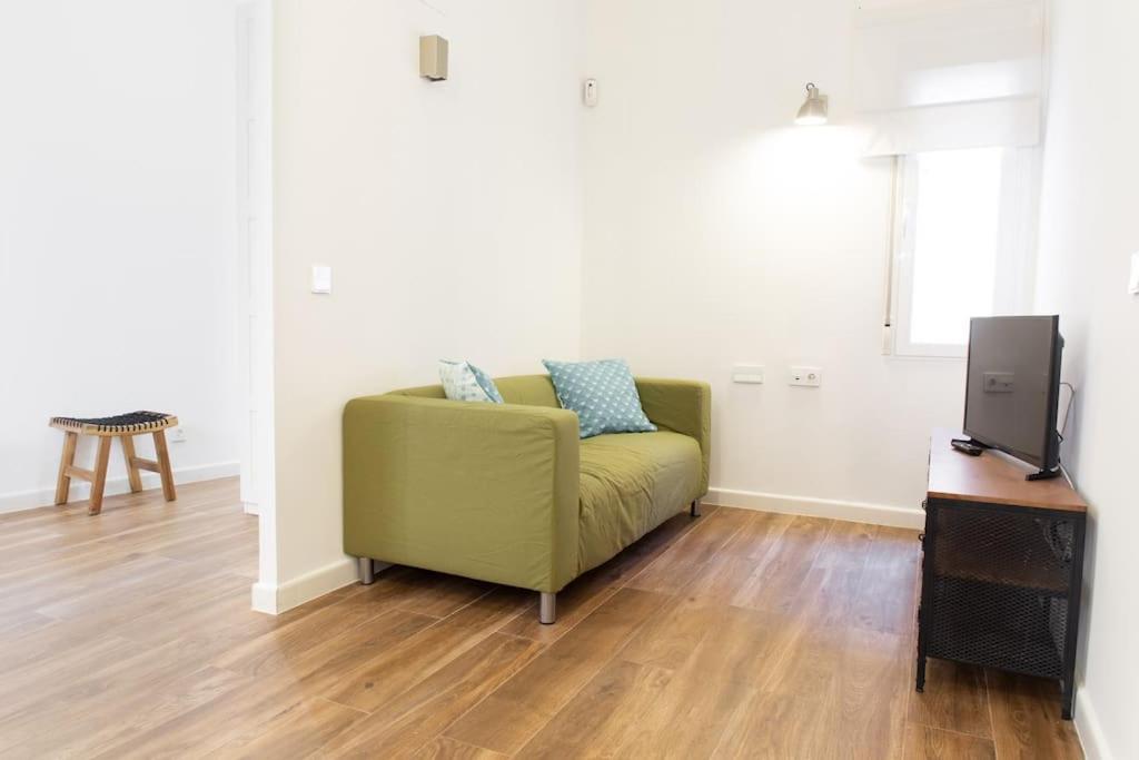 Encantador Apartamento Reformado En Tetuan By Bebalmy Madrid Eksteriør billede